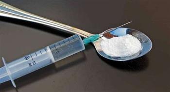 جرعة من مخدر "الهيروين".. نكشف السبب في وفاة شاب داخل سيارة بمدينة نصر
