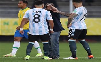 «الصحة تقتحم الملعب».. توقف مباراة البرازيل والأرجنتين