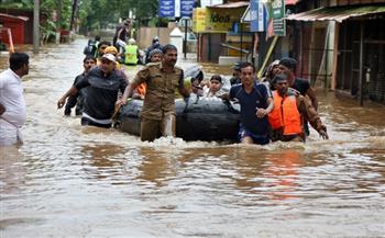 اطلبوا العلم.. فصول دراسية على القوارب فى ولاية هندية بسبب الفيضانات 