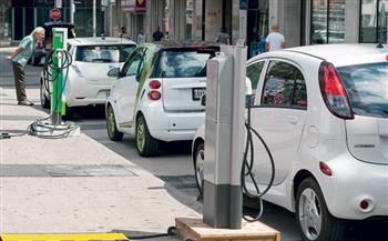 «بورشه» يتوقع زيادة شعبية السيارات الكهربائية فائقة القوة