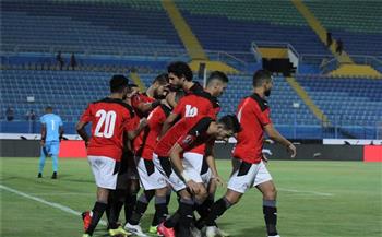 بعثة المنتخب المصري لكرة القدم تعود إلى القاهرة قادمة من الجابون