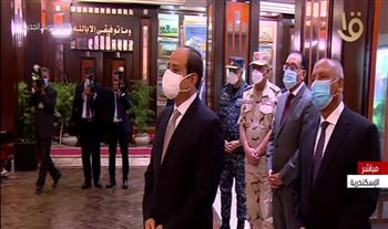 الرئيس السيسي يتفقد القاعة التاريخية لميناء الإسكندرية (فيديو)