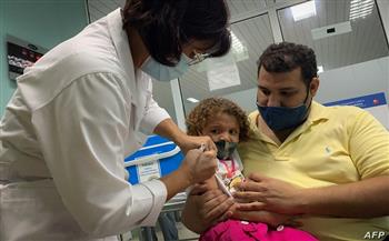 كوبا أول دولة تبدأ تطعيم الأطفال فوق العامين ضد كورونا
