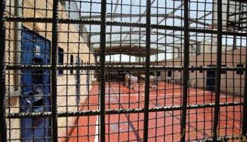نادي الأسير الفلسطيني: إدارة سجون الاحتلال تفرض إجراءات عقابية جماعية بحق الأسرى