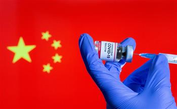 الصين تتمكن من تطعيم 969 مليون شخص ضد كورونا