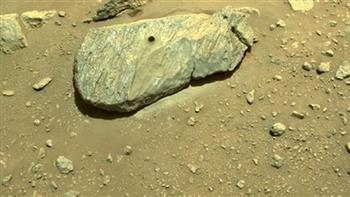 "ناسا" تعلن نجاح عملية جمع أول عينة من صخور المريخ..