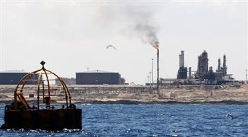 محتجون يوقفون تصدير النفط من ميناءين في ليبيا