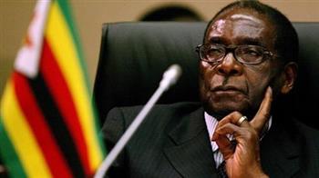 رئيس زيمبابوي يوجه بتخفيف تدابير الإغلاق