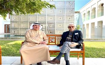 فاروق حسني يزور مؤسسة الشيخ راشد آل خليفة للفنون (صور)