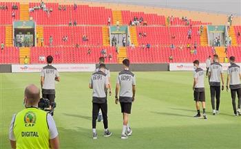 لاعبو منتخب مصر يتفقدون ملعب رومدي أدجيا قبل مباراة نيجيريا