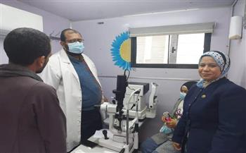 إقبال كبير من المواطنين علي القافلة الطبية الشاملة بالمنشأة في سوهاج (صور)