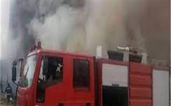 النيران تلتهم محتويات سوبر ماركت فى سوهاج لسبب شائع