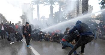 الداخلية التونسية: استخدام المياه ضد متظاهرين حاول دخول شارع الحبيب بورقيبة