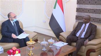 سفير إيطاليا لدى السودان يؤكد دعم بلاده لحكومة الفترة الانتقالية