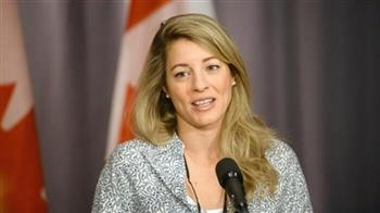 وزيرة الخارجية الكندية تبدأ جولة لها في أوروبا