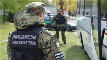 بولندا: القبض على مجموعة للاتجار بالمهاجرين على الحدود