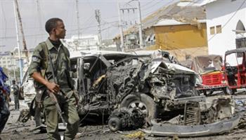 الشرطة الصومالية: إصابة المتحدث باسم الحكومة إثر تفجير انتحاري استهدف سيارته