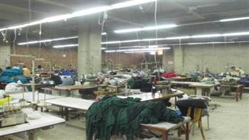 ضبط المسئول عن مصنع ملابس بدون ترخيص بالقاهرة