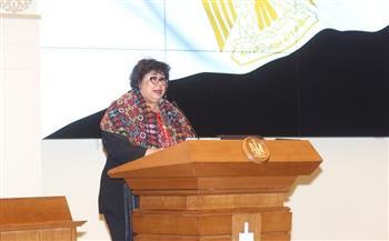 وزيرة الثقافة: غرفة عمليات دائمة لمعرض القاهرة الدولي لكتاب