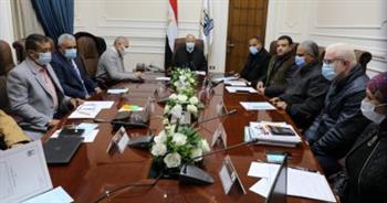 محافظ القاهرة يوجه بالتركيز على الجمع السكني للمخلفات وزيادة العمالة بالشوارع