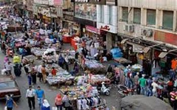 رغم جهود الدولة في مواجهتها .. القاهرة تستغيث من فوضى المواقف العشوائية والباعة الجائلين
