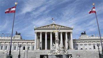البرلمان النمساوي يوافق على قانون فرض لقاحات كورونا إجباريا اعتبارا من فبراير المقبل