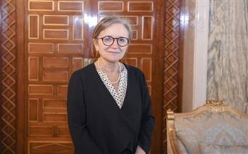 رئيسة الوزراء التونسية تؤكد ضرورة دعم مشاركة المرأة في بلورة سياسات الشأن العام
