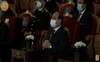 الرئيس السيسي يشاهد فيلما تسجيليا بعنوان «يوم العهد»