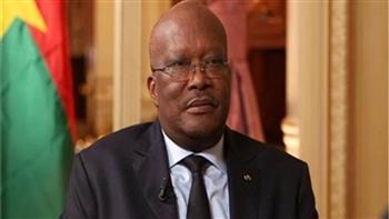 رئيس بوركينا فاسو يطالب المتمردين بتغليب مصلحة البلاد وحل الخلافات عبر الحوار