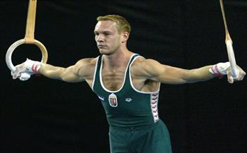 وفاة بطل الجمباز الأولمبي المجري تشولاني