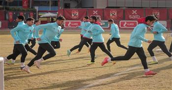 تدريبات بدنية قوية للاعبي الأهلي في مران اليوم