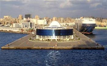 ميناء الإسكندرية يشهد نشاطًا محلوظًا في حركة الملاحة وتداول البضائع