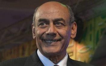 أحمد بدير يستأنف «نقل عام» ويقترب من إنهاء «آخر دور»