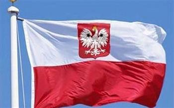 بولندا تقرر تسليم أوكرانيا أسلحة دفاعية 