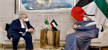 وزير الخارجية الجزائري يبحث في الكويت سبل تعزيز علاقات التعاون والشراكة