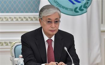 رئيس كازاخستان يدعو المتظاهرين المطالبين بخفض أسعار الغاز إلى الحوار