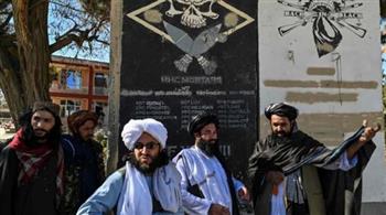 خلف الأبواب المغلقة.. أفغانيات يتظاهرن ضد قرارات طالبان التعسفية