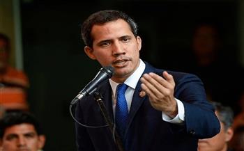 فنزويلا.. المعارضة تمدد مهام جوايدو "رئيسا مؤقتا" للبلاد
