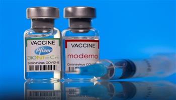 علماء: العالم بحاجة إلى نحو 22 مليار جرعة من اللقاحات لمواجهة أوميكرون