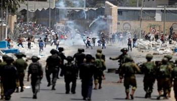 إصابة 12 فلسطينيا بالرصاص المعدني خلال مواجهات مع الاحتلال في شرق نابلس