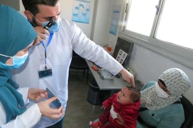نجاح عملية لرضيعة مصابة بـ«حول أنسي خلقي» ضمن التأمين الصحي