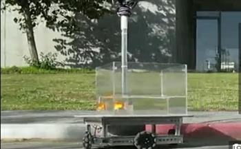 في تجربة علمية فريدة .. سمكة تقود عربة بـ خزان مياه آلي |فيديو
