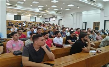 2000 طالب وطالبة يبدأون أول دراسة في «حاسبات عين شمس»