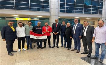 وزير الرياضة ينيب مساعده لاستقبال بطل العالم في الرماية بمطار القاهرة
