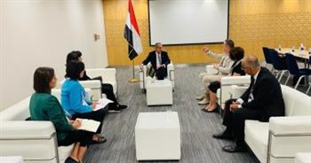 وزير الاتصالات يجري مباحثات مع كبرى الشركات العالمية لجذب الاستثمارات إلى السوق المصري