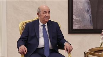 الرئيس الجزائري يبحث مع رئيس المجلس الرئاسي الليبي القضايا ذات الاهتمام المشترك
