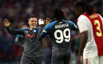 نابولي يهزم أياكس برباعية ويتأهل لثمن نهائي دوري أبطال أوروبا