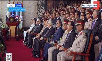 آخر أخبار مصر اليوم .. الرئيس يشهد حفل تخريج دفعة من طلاب الكليات العسكرية