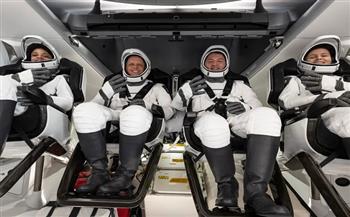 سبيس إكس تعيد 4 رواد للأرض بعد مهمة بمحطة الفضاء الدولية