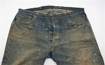 بيع بنطلون جينز من القرن الـ19 بسعر خيالي